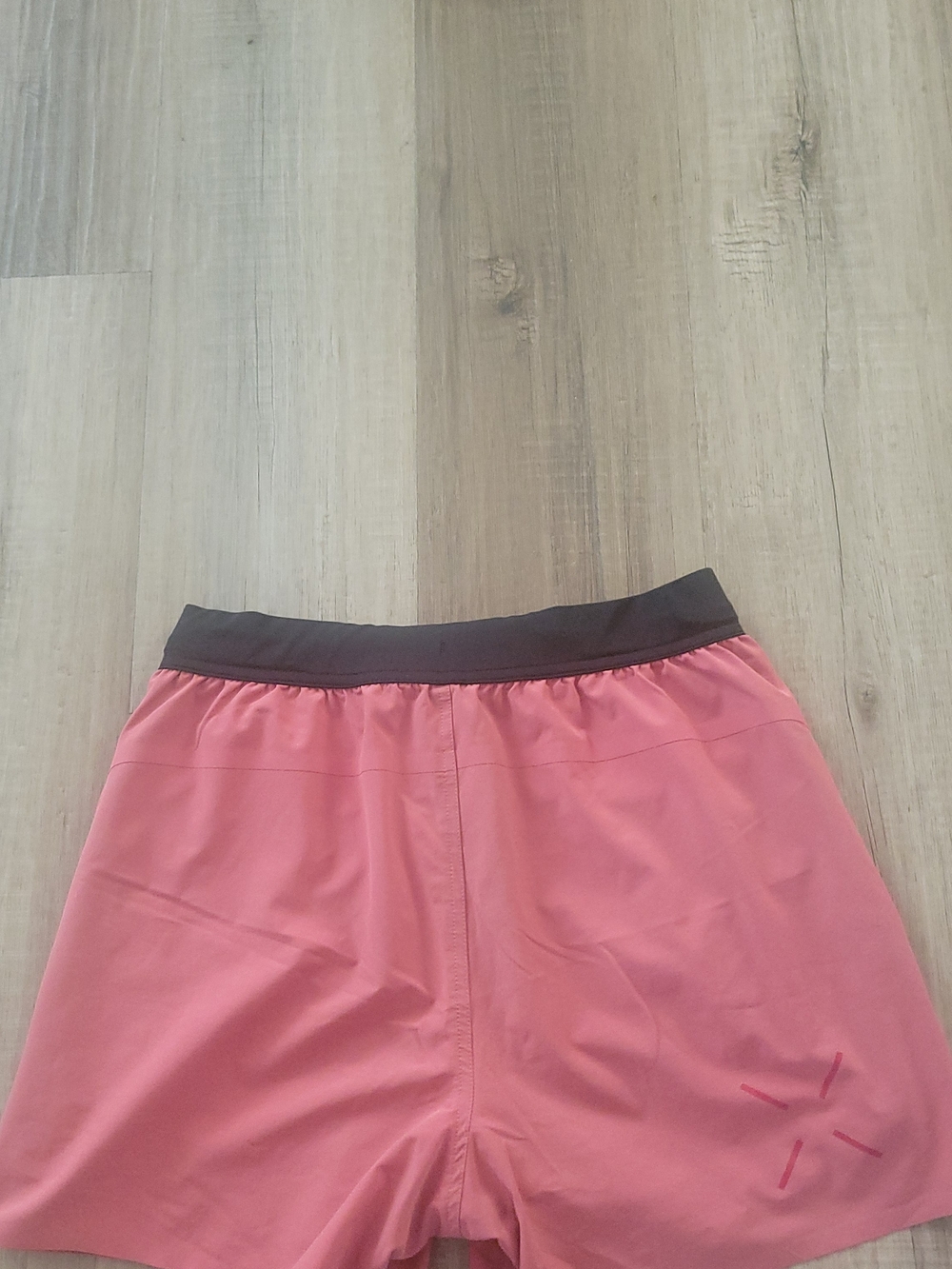 - Performance Running Shorts - Picture 8 of 8